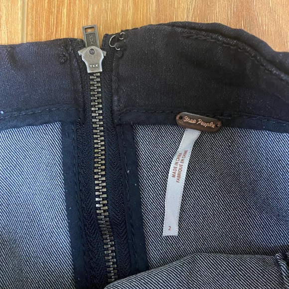 Free People black mini skirt - Picture 2 of 7